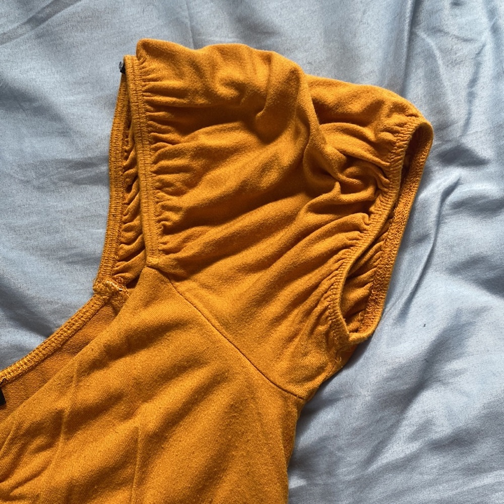 Cute Blouse - Picture 2 of 3